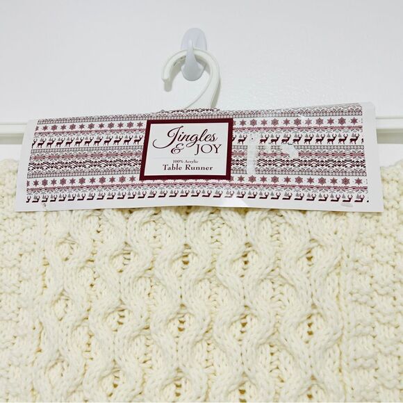 NWT Jingles & Joy Ivory Cream Knit Sweater Like Table Runner 6’ Christmas - Picture 5 of 7